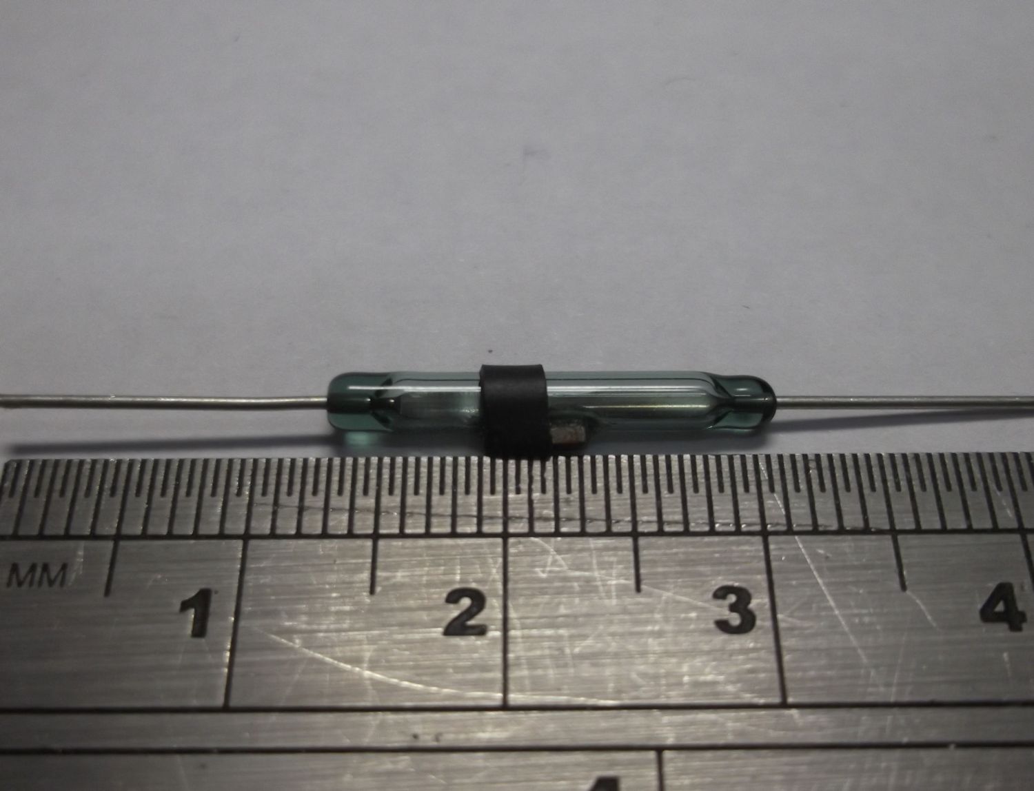 Latching Reed Switches - bulk pack of 20 + free UK postage